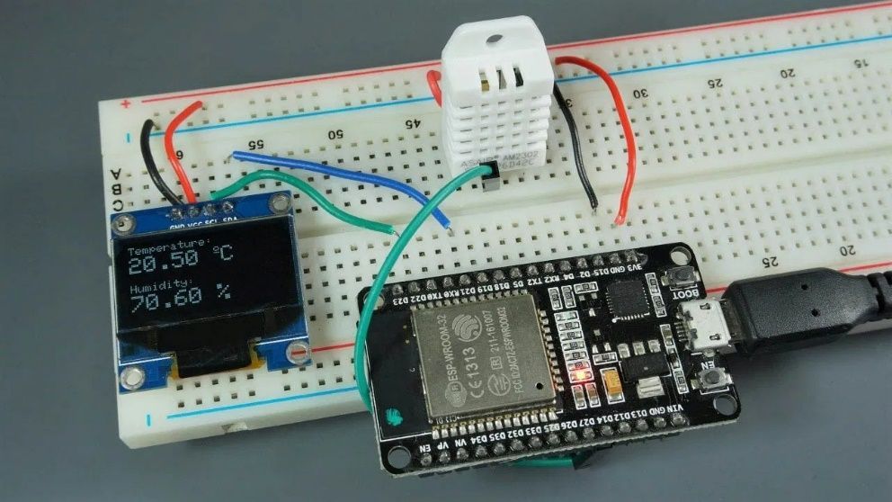 DHT Temperature and Humidity Readings Displayed on the on- board ESP8266's OLED Display - source illustration from page 1023 DHT Temperature and Humidity Readings Displayed on the on- board ESP8266's OLED Display - source illustration from page 1023