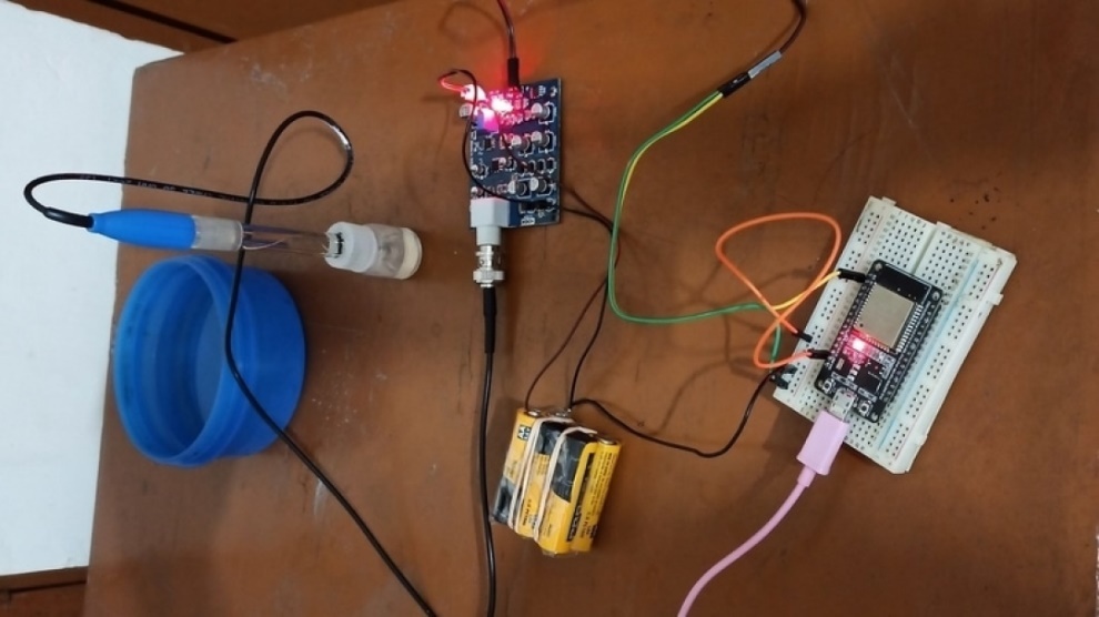DIY IoT Water pH Meter using pH Sensor & ESP32 - source illustration from page 1463 DIY IoT Water pH Meter using pH Sensor & ESP32 - source illustration from page 1463